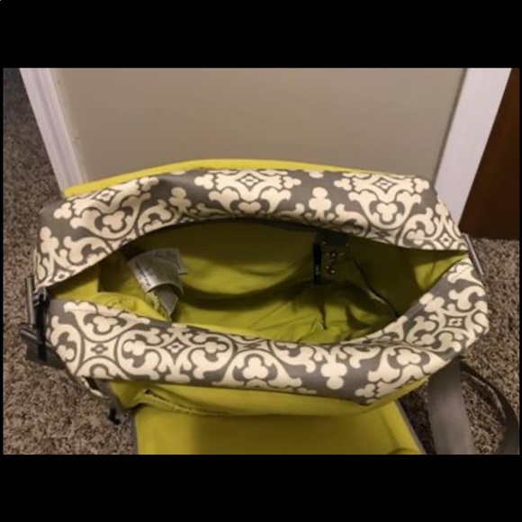 Petunia Pickle Bottom Boxy Back Pack Diaper Bag - Picture 2 of 3